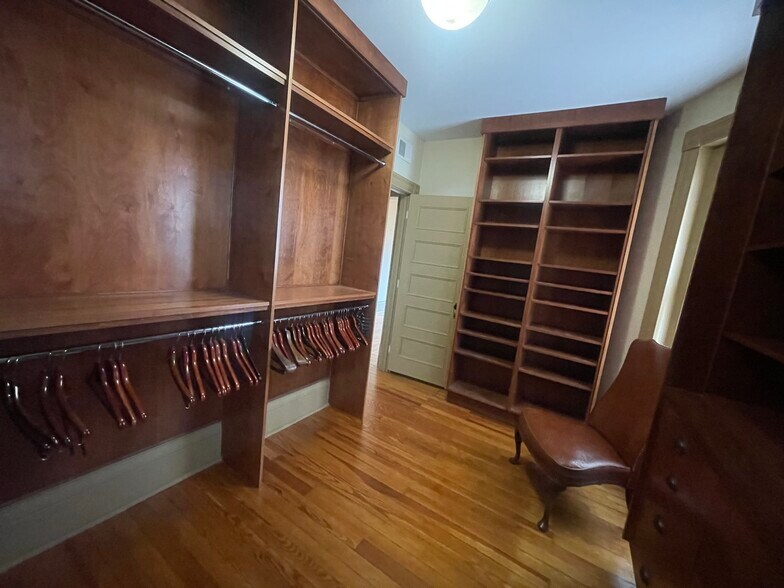 More Photos Of 33 W South St, Wilkes-Barre Office For Sale