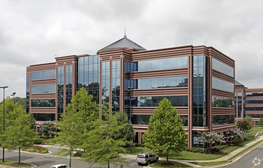 More Photos Of 272 Bendix Rd, Virginia Beach Unknown For Lease