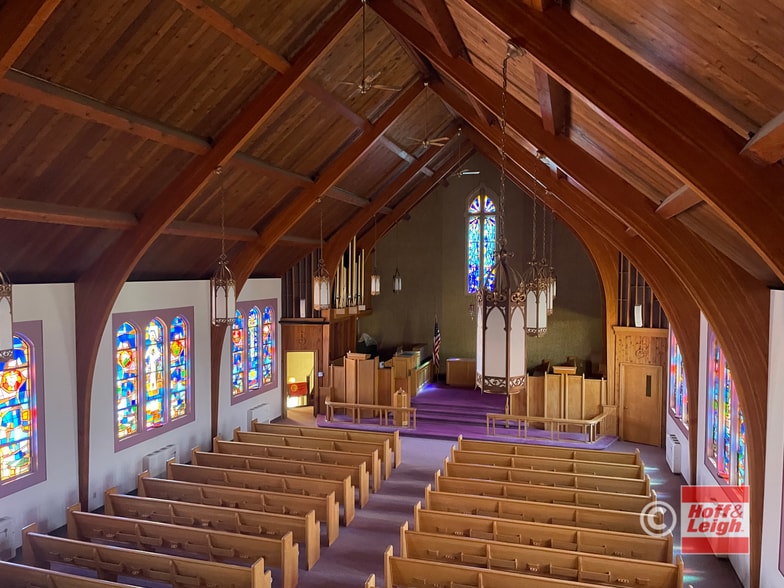 More Photos Of 126 W Indiana Ave, Sebring Religious Facility For Sale