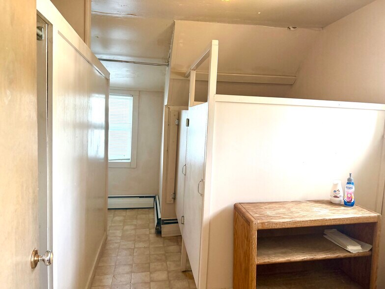 More Photos Of 3980 Lakeshore Dr, Rhinelander Lodge Meeting Hall For Sale