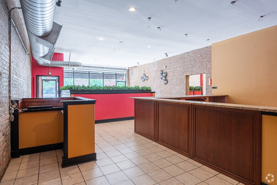 More Photos Of 5431-5433 S Wabash Ave, Chicago Restaurant For Sale