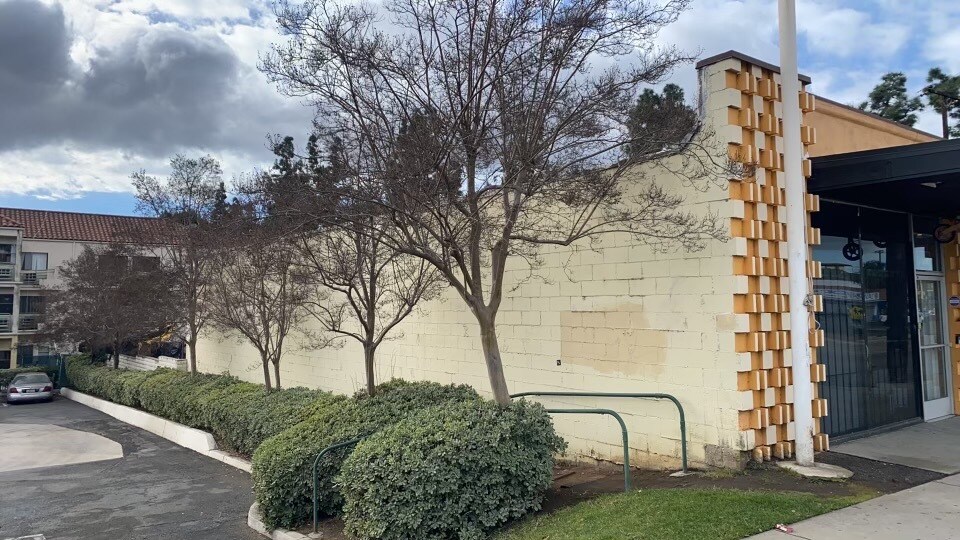 More Photos Of 240-250 W Whittier Blvd, La Habra Auto Repair For Lease
