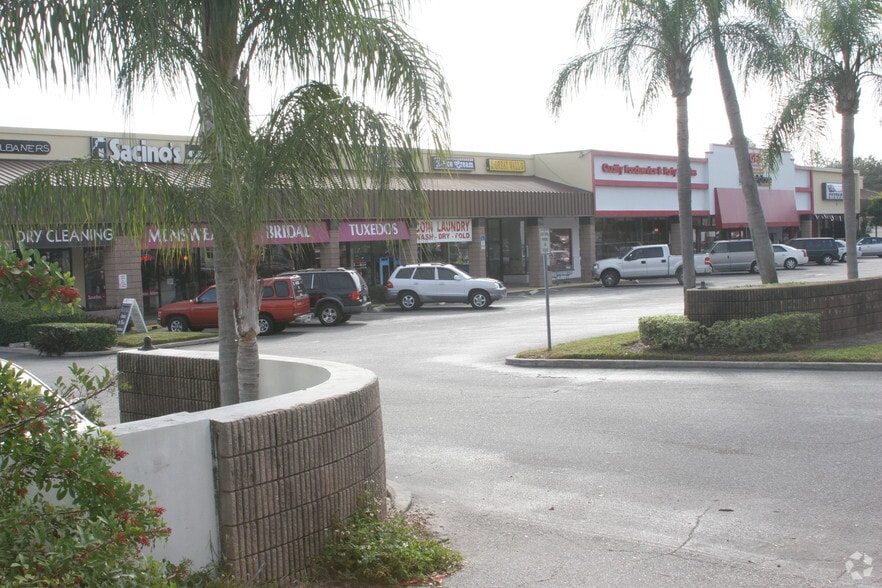 More Photos Of 3131-3185 4th St N, Saint Petersburg Freestanding For Lease