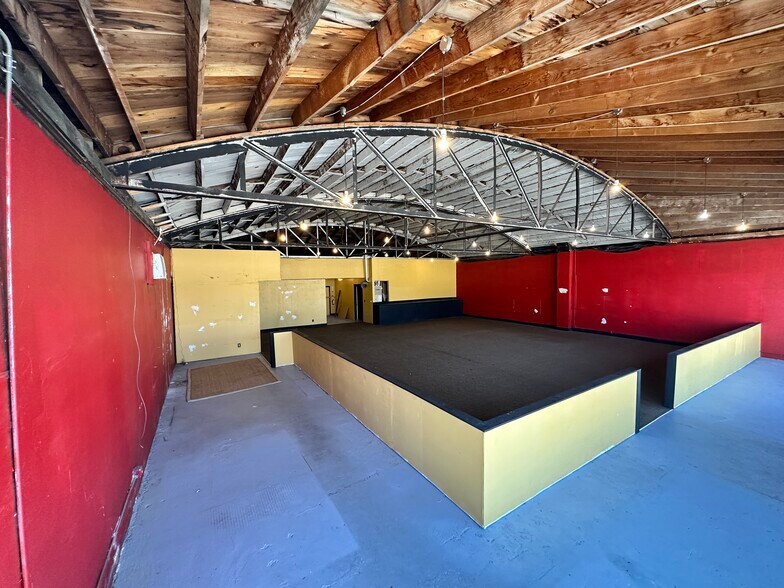 More Photos Of 3000-3004 S State St, Salt Lake City Storefront For Lease