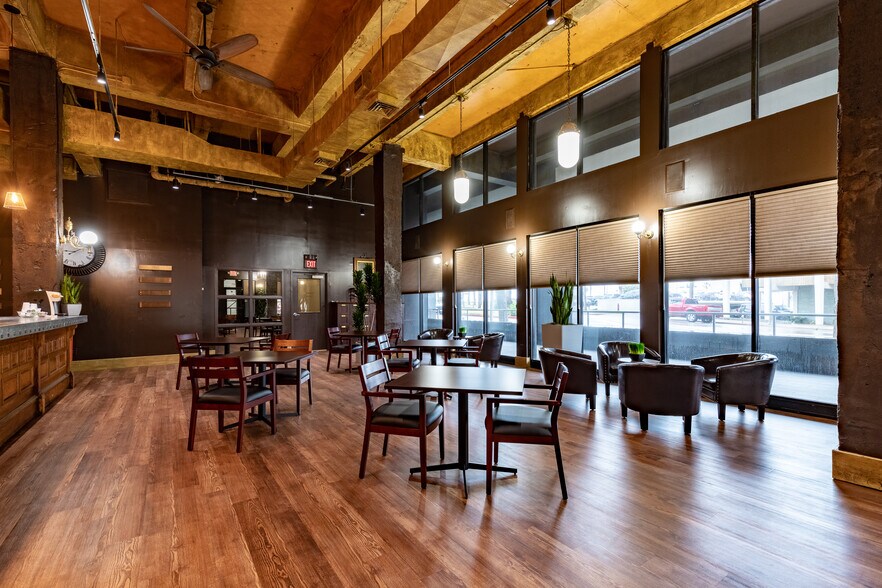 More Photos Of 500 N Water St, Corpus Christi Office For Lease