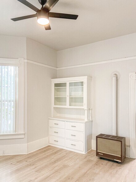 More Photos Of 2801 D St, Sacramento Apartments For Sale