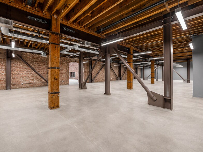 More Photos Of 440 Seaton St, Los Angeles Loft Creative Space For Lease