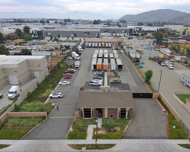 Primary Photo Of 11101 Calabash Ave, Fontana Truck Terminal For Sale