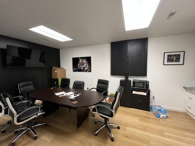 More Photos Of 2011 Chapel Plaza Ct, Columbia Land For Lease