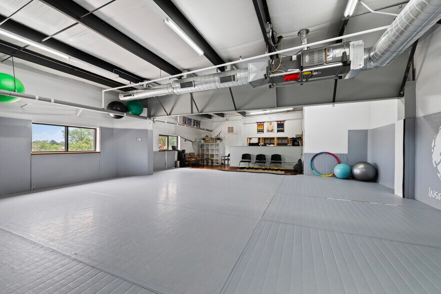 More Photos Of 4103 S Mason St, Fort Collins Showroom For Lease