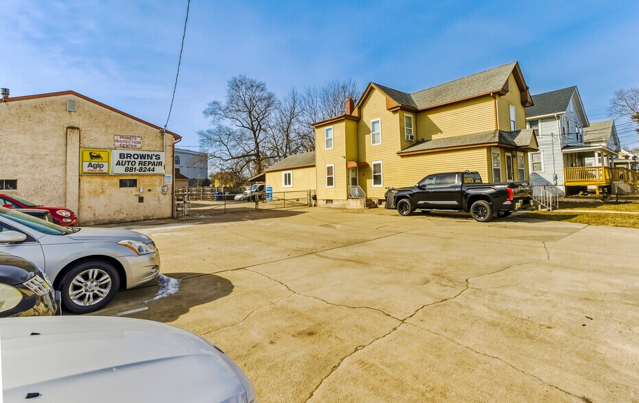 More Photos Of 25 State St, Glassboro Auto Repair For Sale
