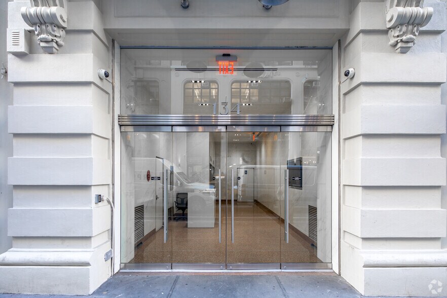 More Photos Of 134 W 29th St, New York Office For Lease