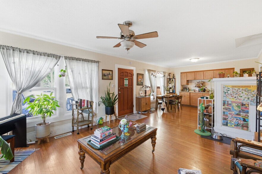 More Photos Of 3765 Herman Ave, San Diego Apartments For Sale