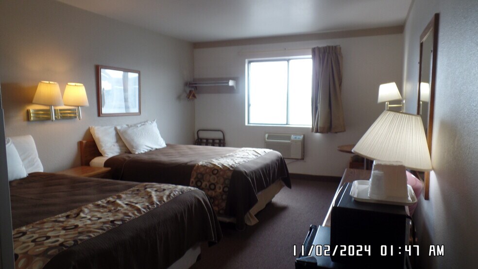 More Photos Of 2100 Fay St, Burlington Hotel For Sale