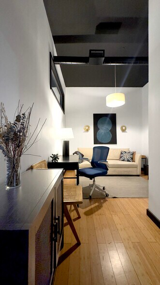 More Photos Of 231 Norman Ave, Brooklyn Apartments For Lease