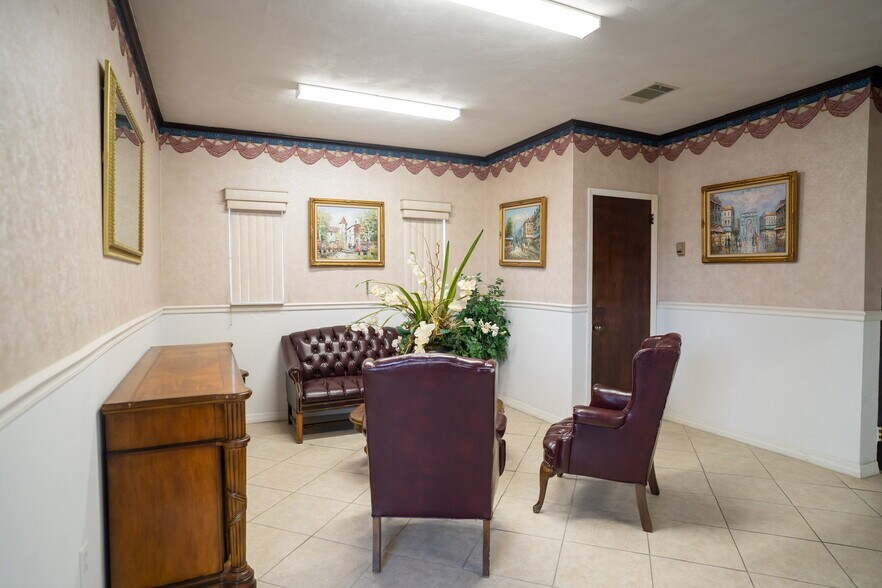 More Photos Of 4015 N Highway 1, Cocoa Office For Lease