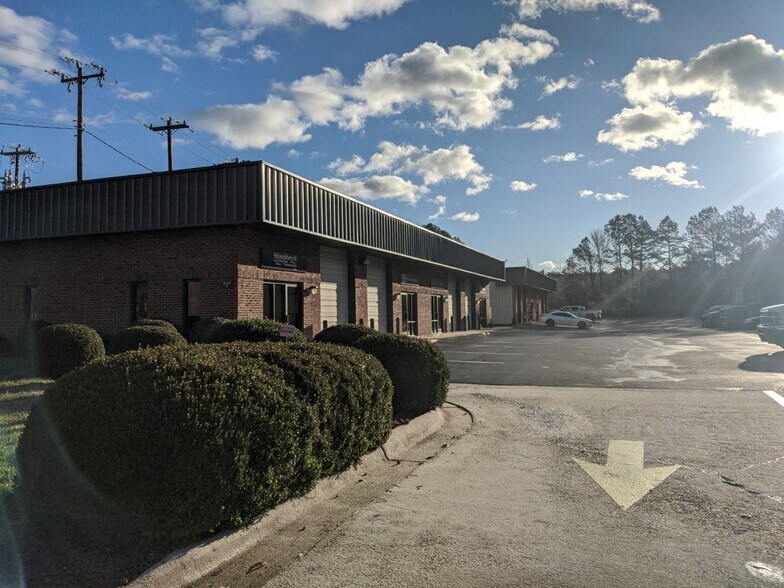 More Photos Of 1320 Old Oxford Rd, Durham Flex For Lease