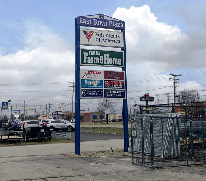 More Photos Of 2500 E M 21, Corunna Unknown For Lease