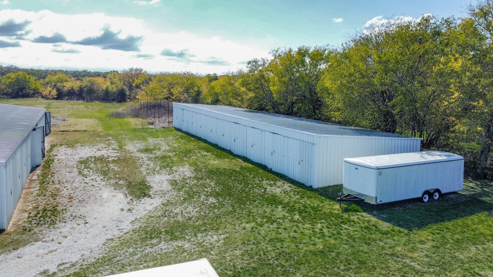 More Photos Of 6444 E Lone Oak Rd, Valley View Storefront Retail Office For Sale