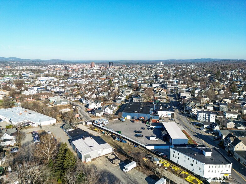 More Photos Of 305 Massabesic St, Manchester Manufacturing For Sale
