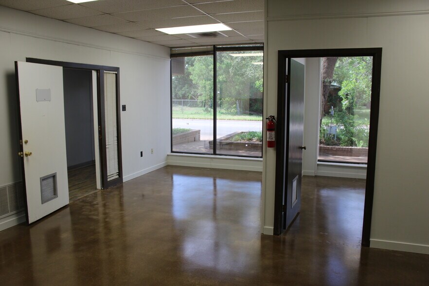 More Photos Of 3385 N 3rd St, Abilene Office For Lease