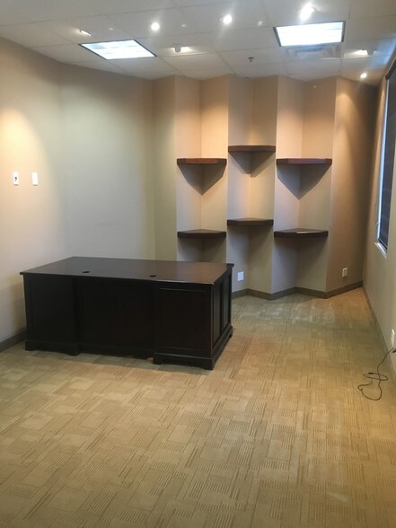 More Photos Of 71713 Hwy 111, Rancho Mirage Office For Sale