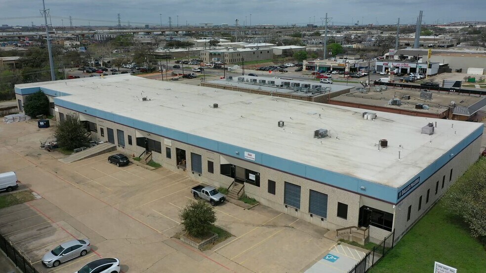 Primary Photo Of 10969 Shady Trl, Dallas Light Distribution For Lease