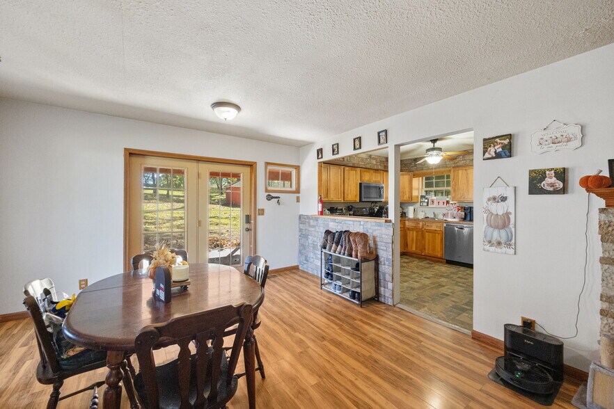 More Photos Of 10040 Pieper Rd, Potosi Manufactured Housing Mobile Home Park For Sale