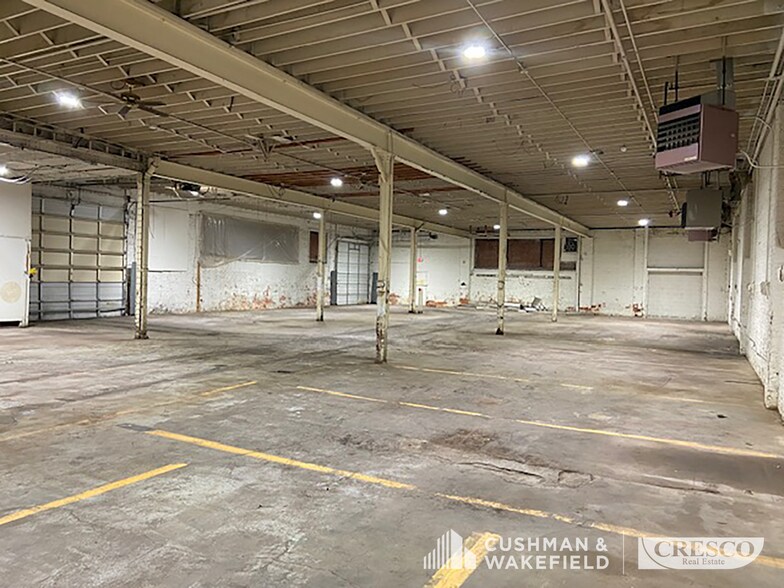More Photos Of 3301-3303 Lakeside Ave E, Cleveland Warehouse For Lease