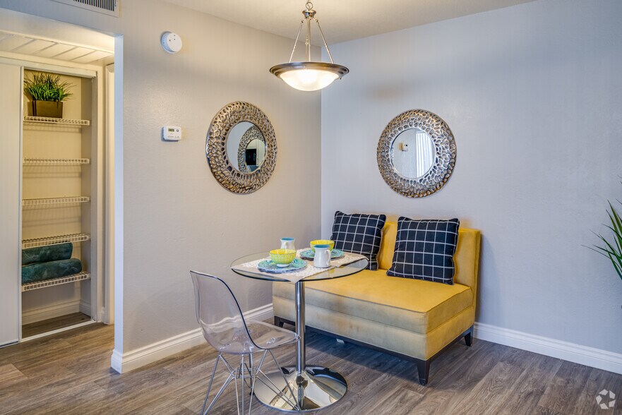 More Photos Of 8530 N 22nd Ave, Phoenix Apartments For Sale