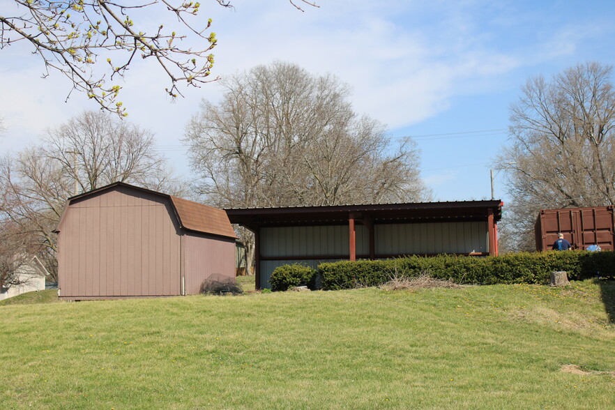 More Photos Of 4300 Parvin Rd, Kansas City Religious Facility For Sale
