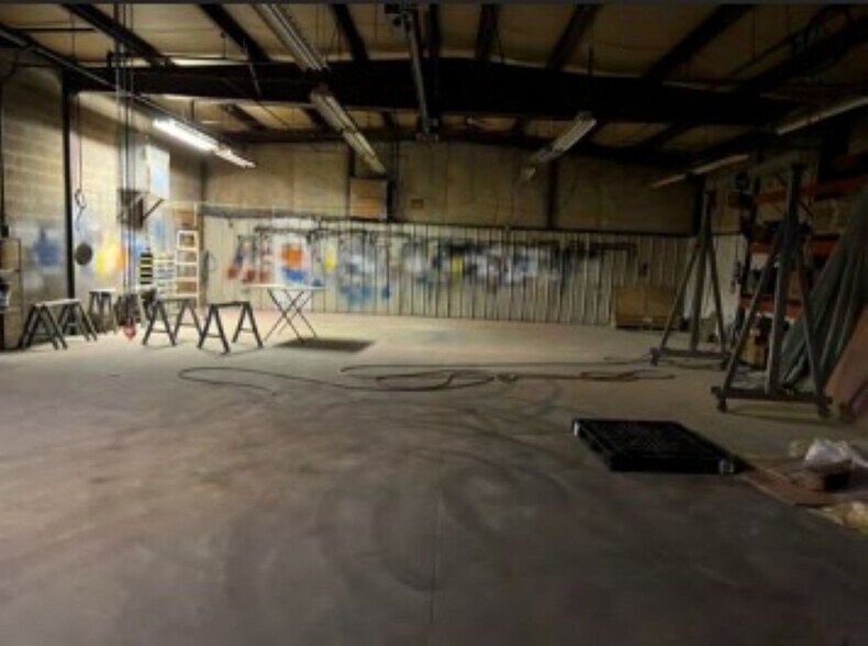 More Photos Of 809 S Pleasant St, Montpelier Industrial For Sale