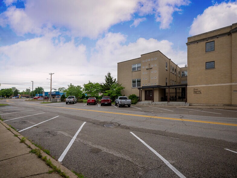 More Photos Of 105 6th Ave, Saint Albans Medical For Sale