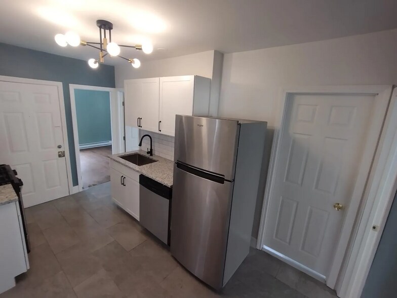 More Photos Of 48 Chester St, Woonsocket Apartments For Sale