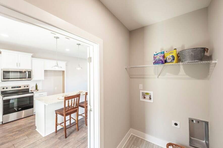 More Photos Of 1136 Lock 4 Rd, Gallatin Apartments For Sale
