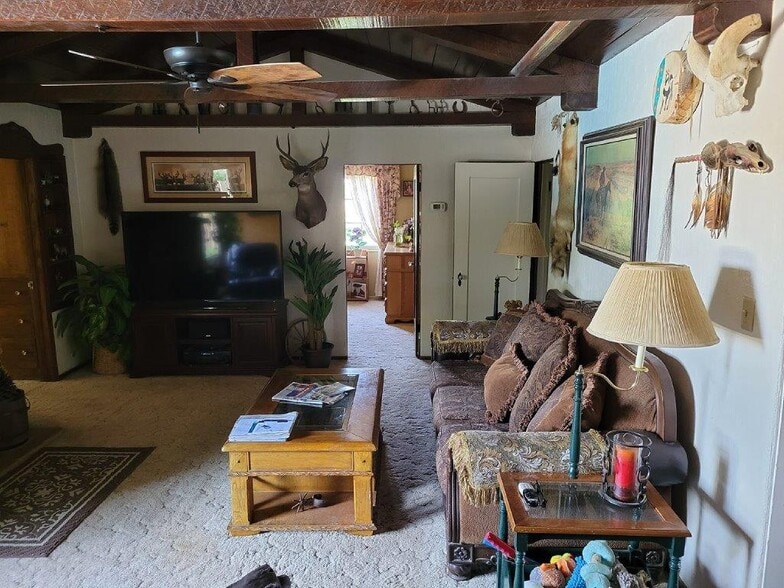 More Photos Of 41614 102nd St E, Palmdale Industrial For Lease