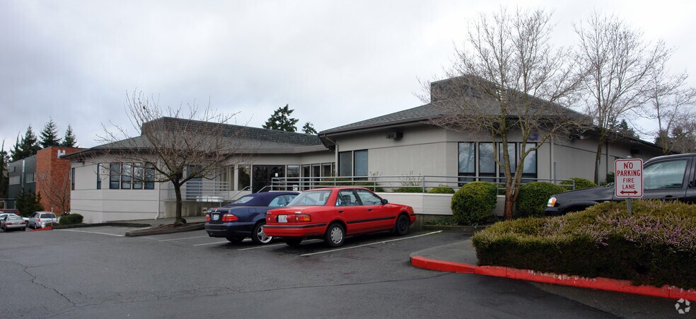More Photos Of 12911 120th Ave NE, Kirkland Medical For Lease