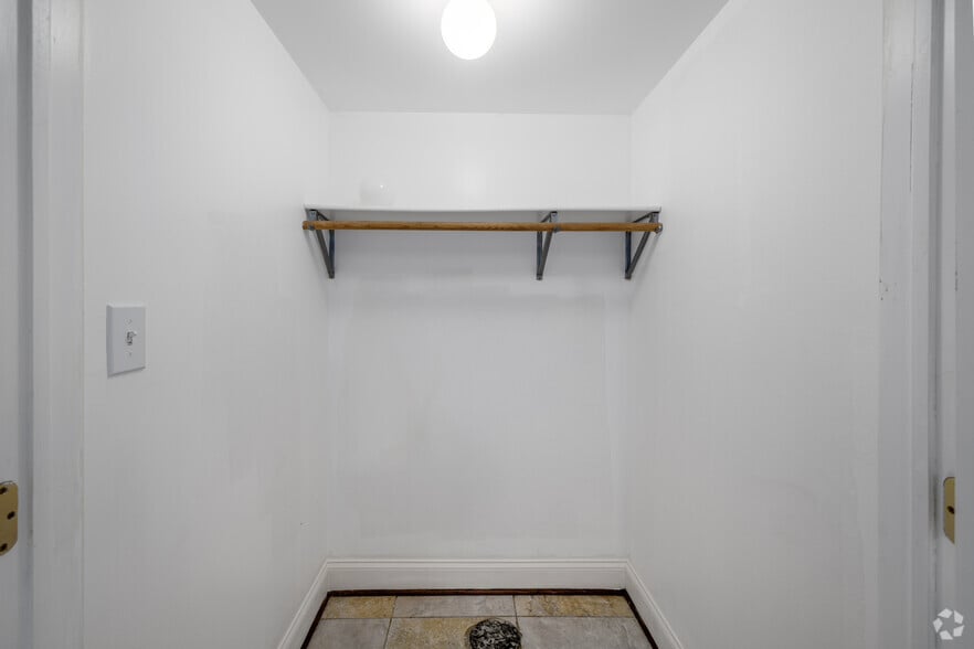More Photos Of 841-847 Whitelock St, Baltimore Apartments For Sale