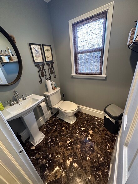 More Photos Of 121 N Washington St, Naperville Medical For Sale