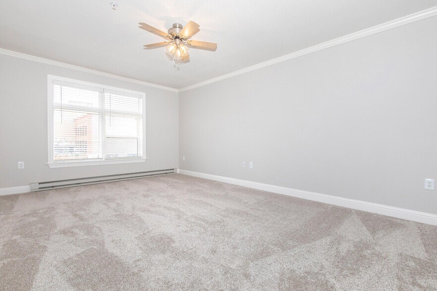 More Photos Of 1027 Washington Ave, Golden Apartments For Lease