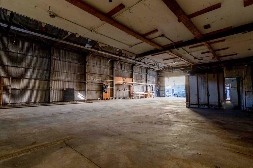 More Photos Of 50 Juniper St, San Francisco Warehouse For Sale