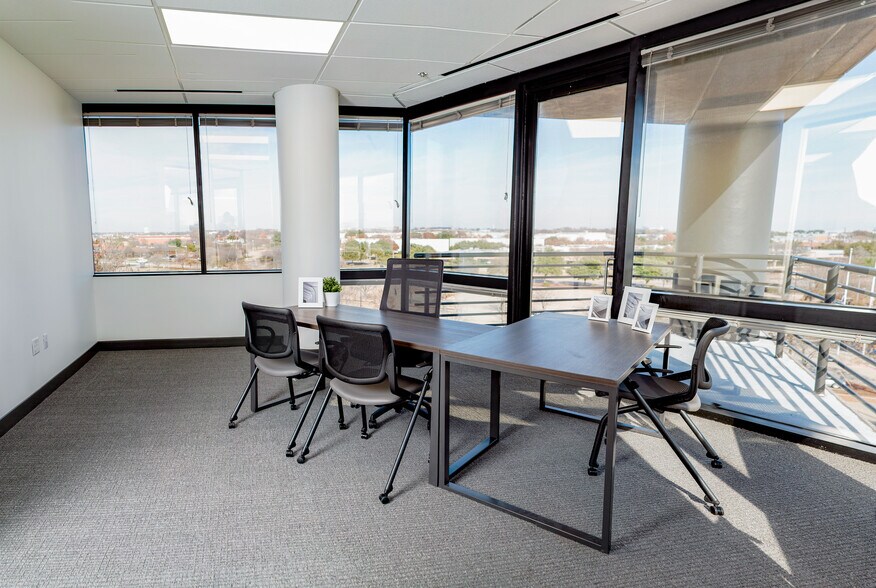 More Photos Of 500 N Central Expy, Plano Coworking Space
