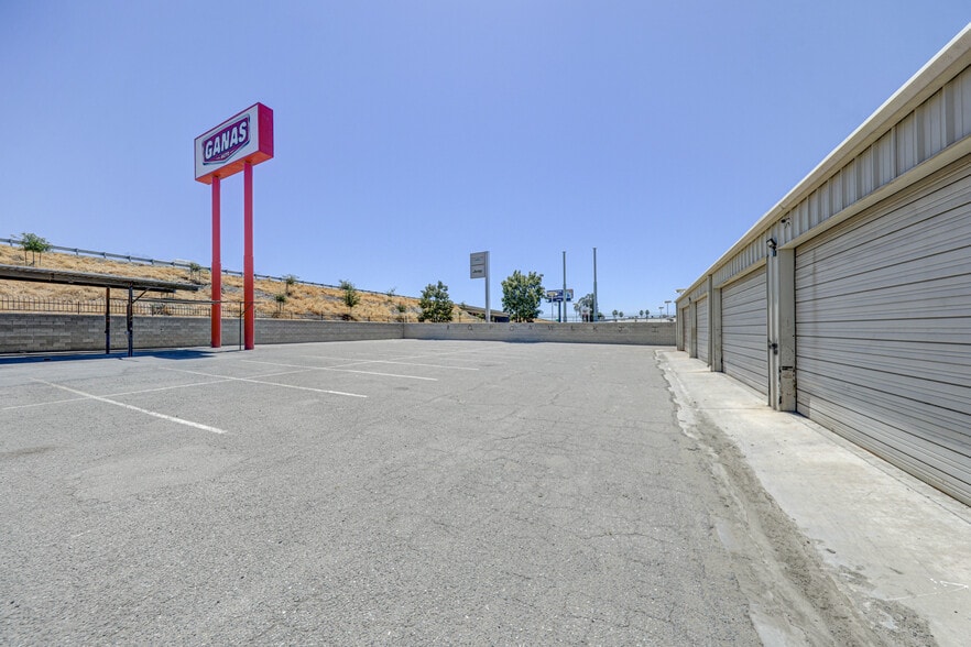 More Photos Of 4608 Rudnick Ct, Bakersfield Auto Dealership For Lease