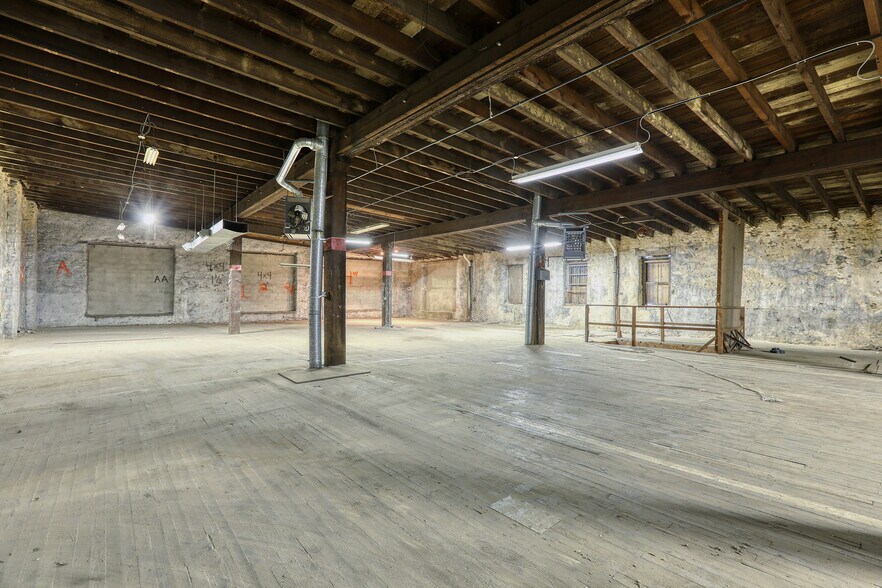 More Photos Of 5416 Lena St, Philadelphia Warehouse For Sale