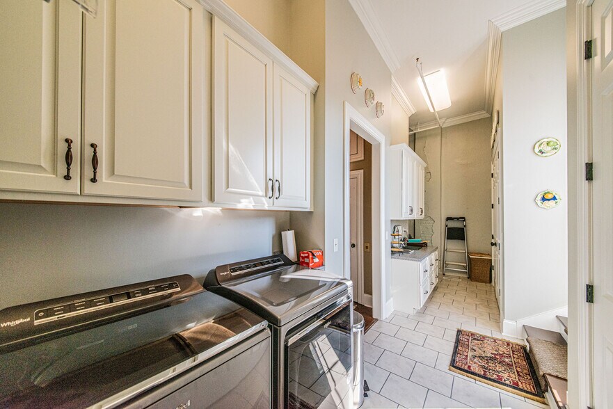 More Photos Of 212 Broadway St, Paducah Apartments For Sale