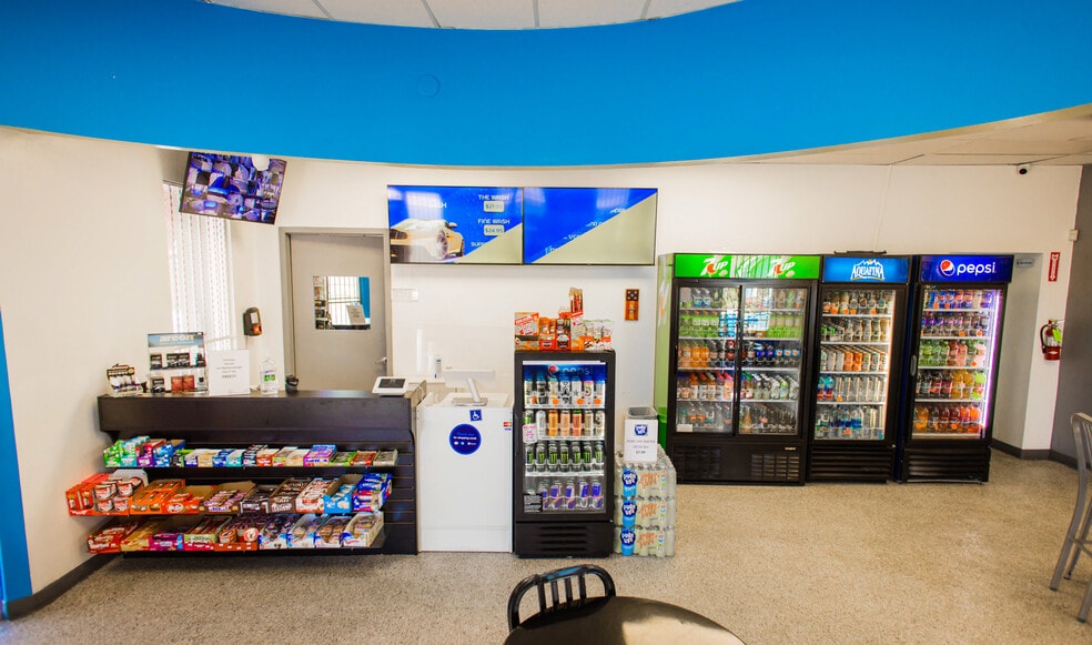 More Photos Of 21011 Pioneer Blvd, Lakewood Carwash For Sale