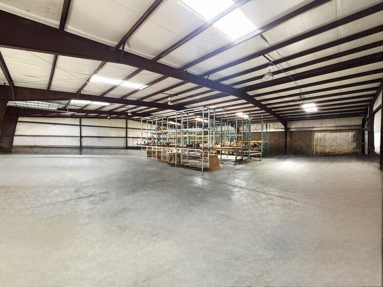 Primary Photo Of 600 S Plum St, Pine Bluff Warehouse For Lease