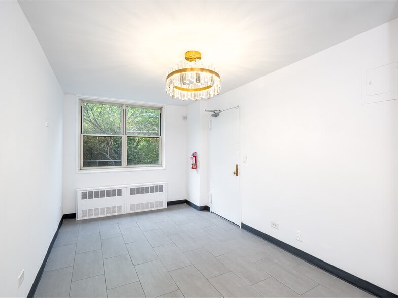 More Photos Of 185 E 85th St, New York Apartments For Lease