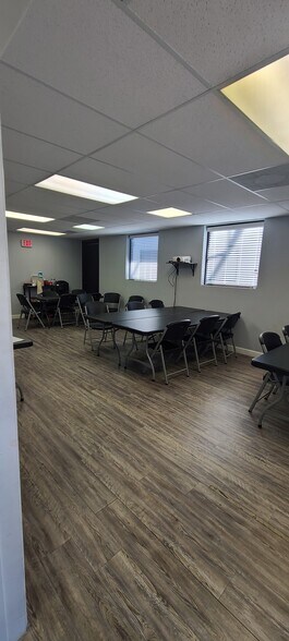 More Photos Of 6344 E Broadway Rd, Mesa Medical For Lease