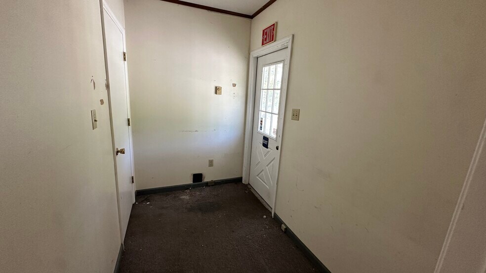 More Photos Of 444 Elmwood Ave, Alderson Medical For Sale